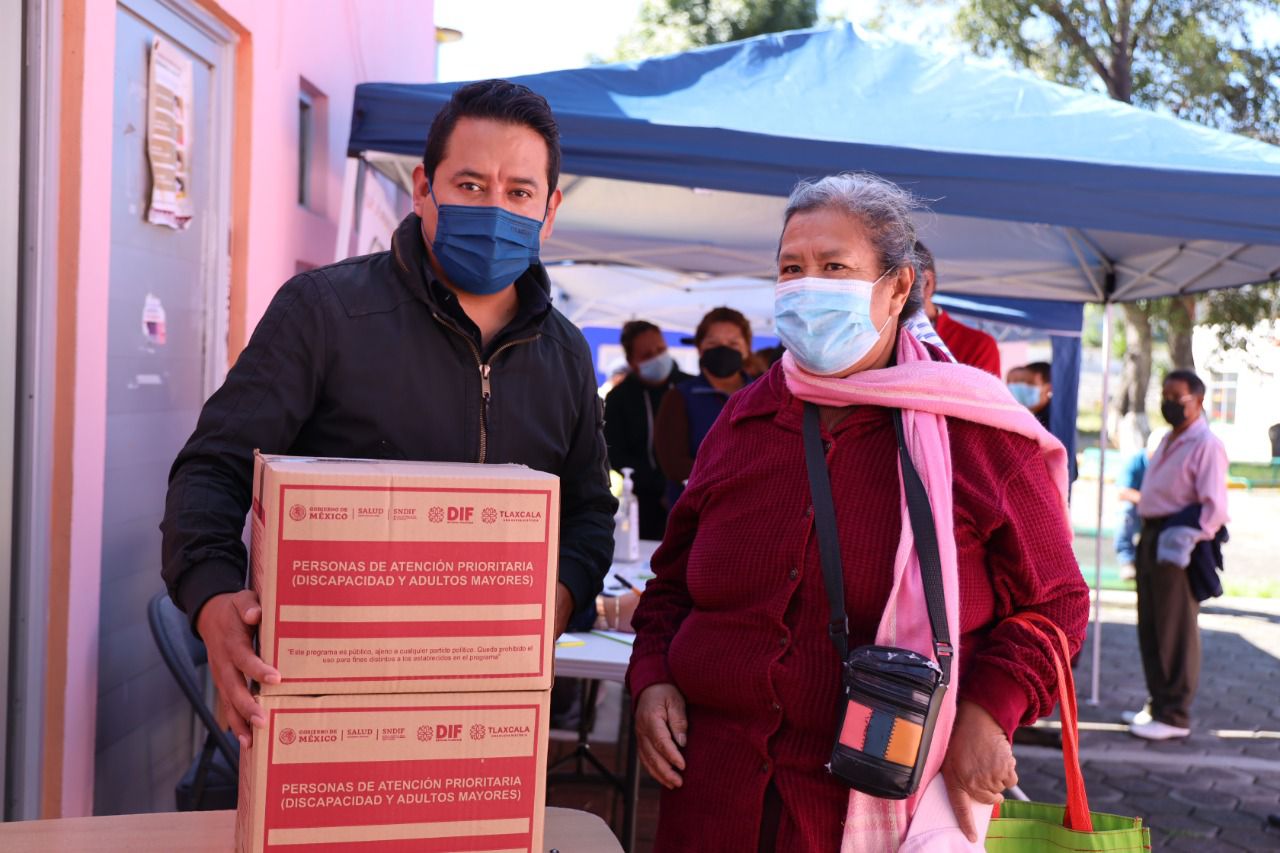 Entrega DIF Chiautempan 146 despensas a personas en condiciones de vulnerabilidad